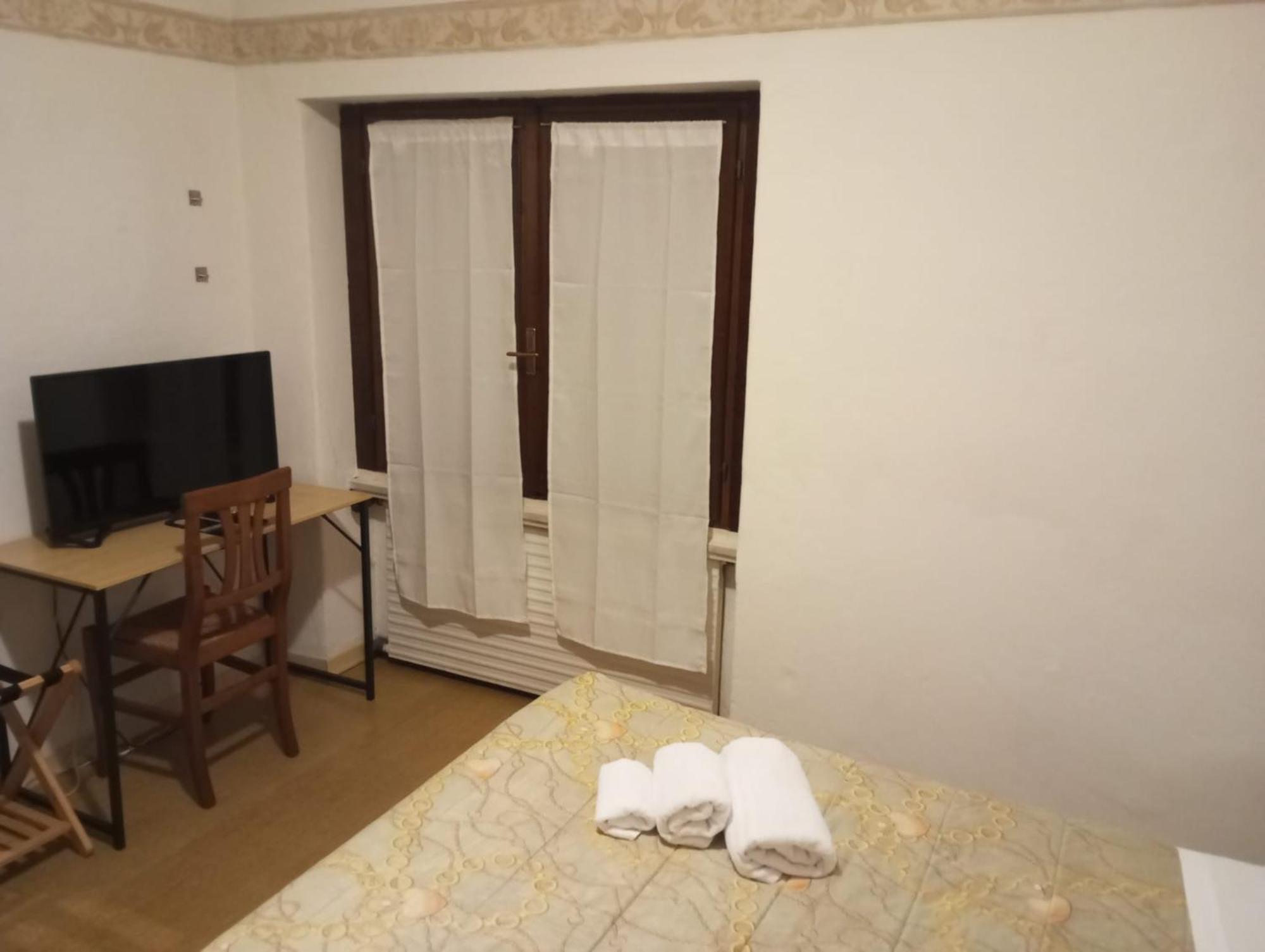 Hotel Tea Dolomiti - Lago Di Alleghe - Monte Civetta Værelse billede